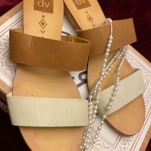 Women’s Size 10 sandals